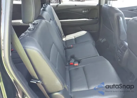 2018 Honda Pilot Touring z USA, uszkodzony, nr VIN 5FNYF6H9XJB060555